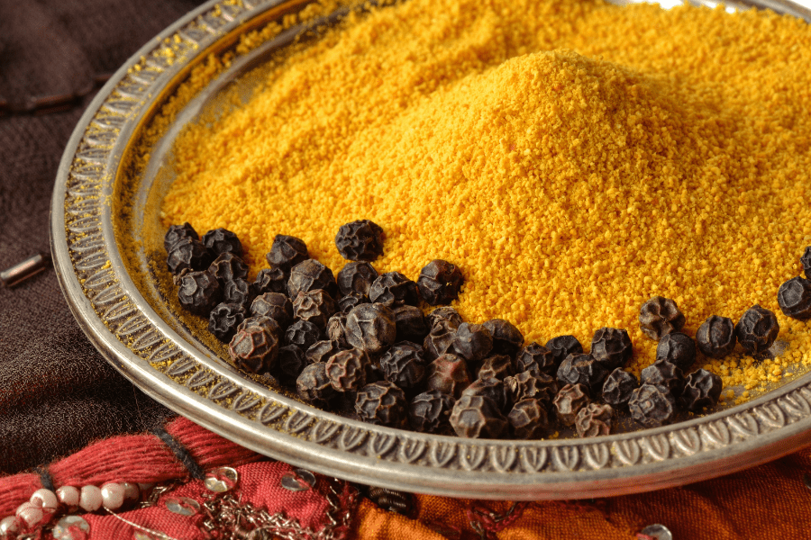 turmeric with black pepper for synery